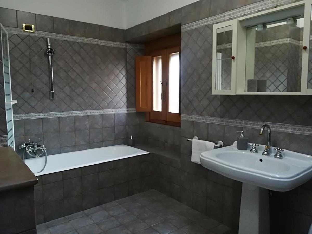 La Dimora Di Radha B&B Centro Olistico Ренде Екстериор снимка