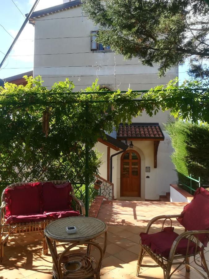 La Dimora Di Radha B&B Centro Olistico Ренде Екстериор снимка
