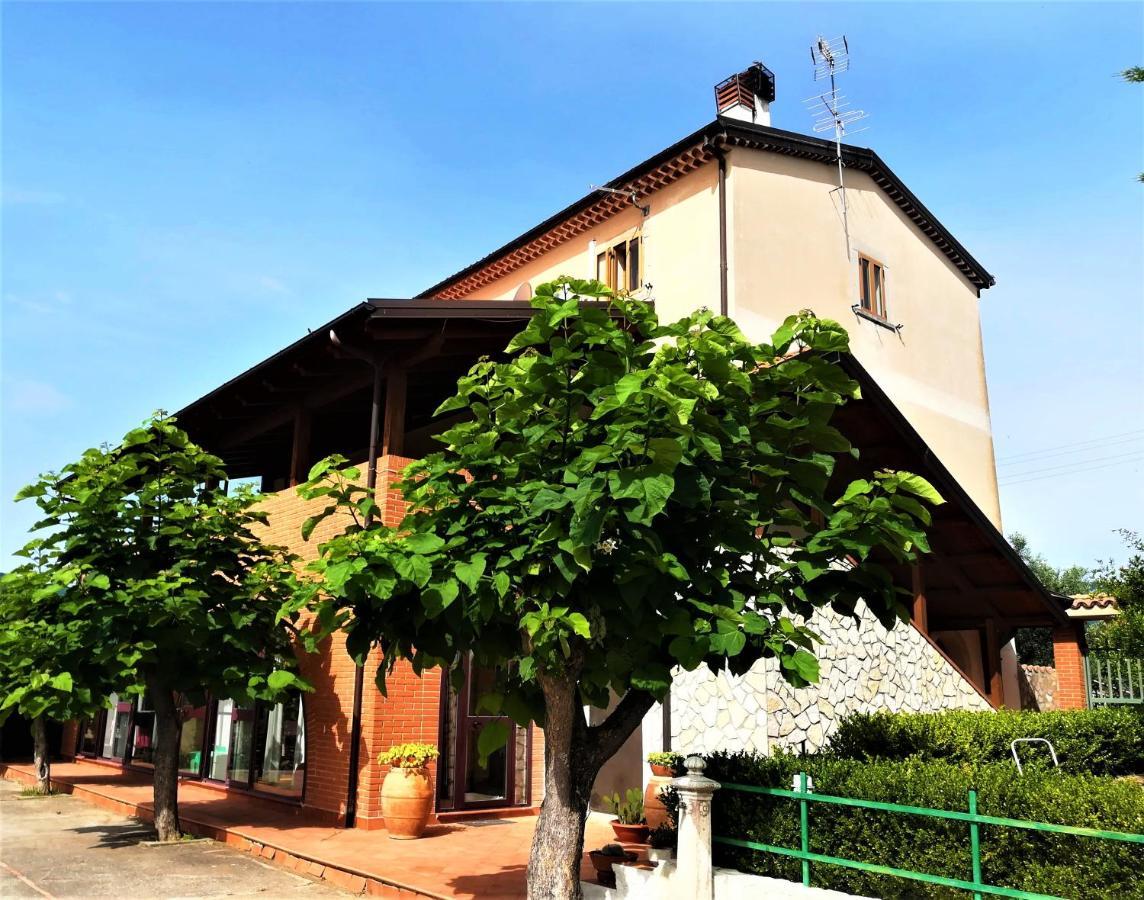 La Dimora Di Radha B&B Centro Olistico Ренде Екстериор снимка